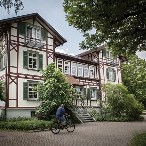 DORNAHOF Altshausen Hauptverwaltung im alten Fachwerkhaus